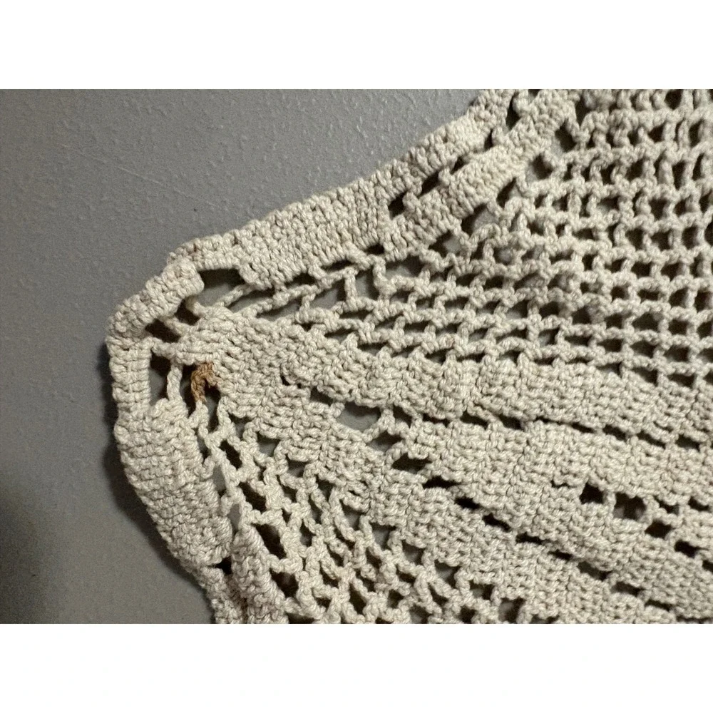 Vintage Handmade Crochet Doily Table Runner Starburst Pattern Cream Cottagecore